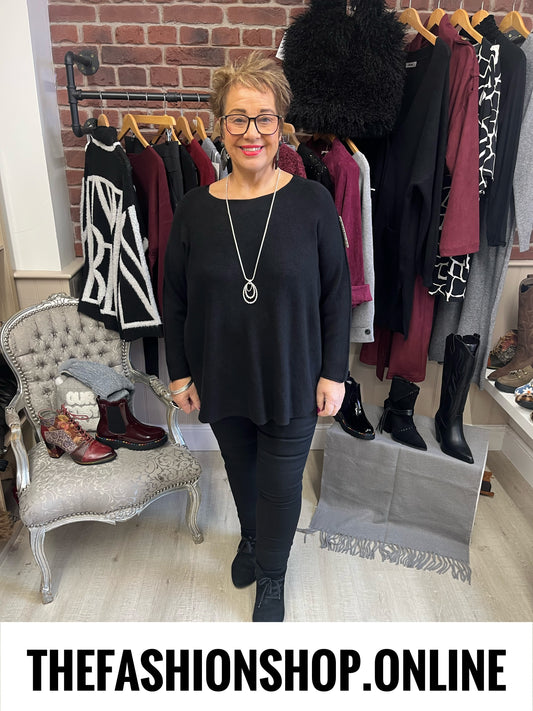Esme black soft jumper 16-22