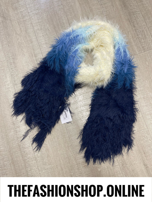 Navy ombre fluffy scarf