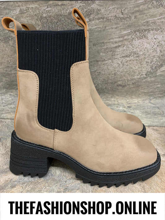Camel chunky Chelsea boot with zip sizes 3-8