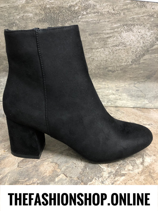 Black mock suede block heel ankle boot 4-8