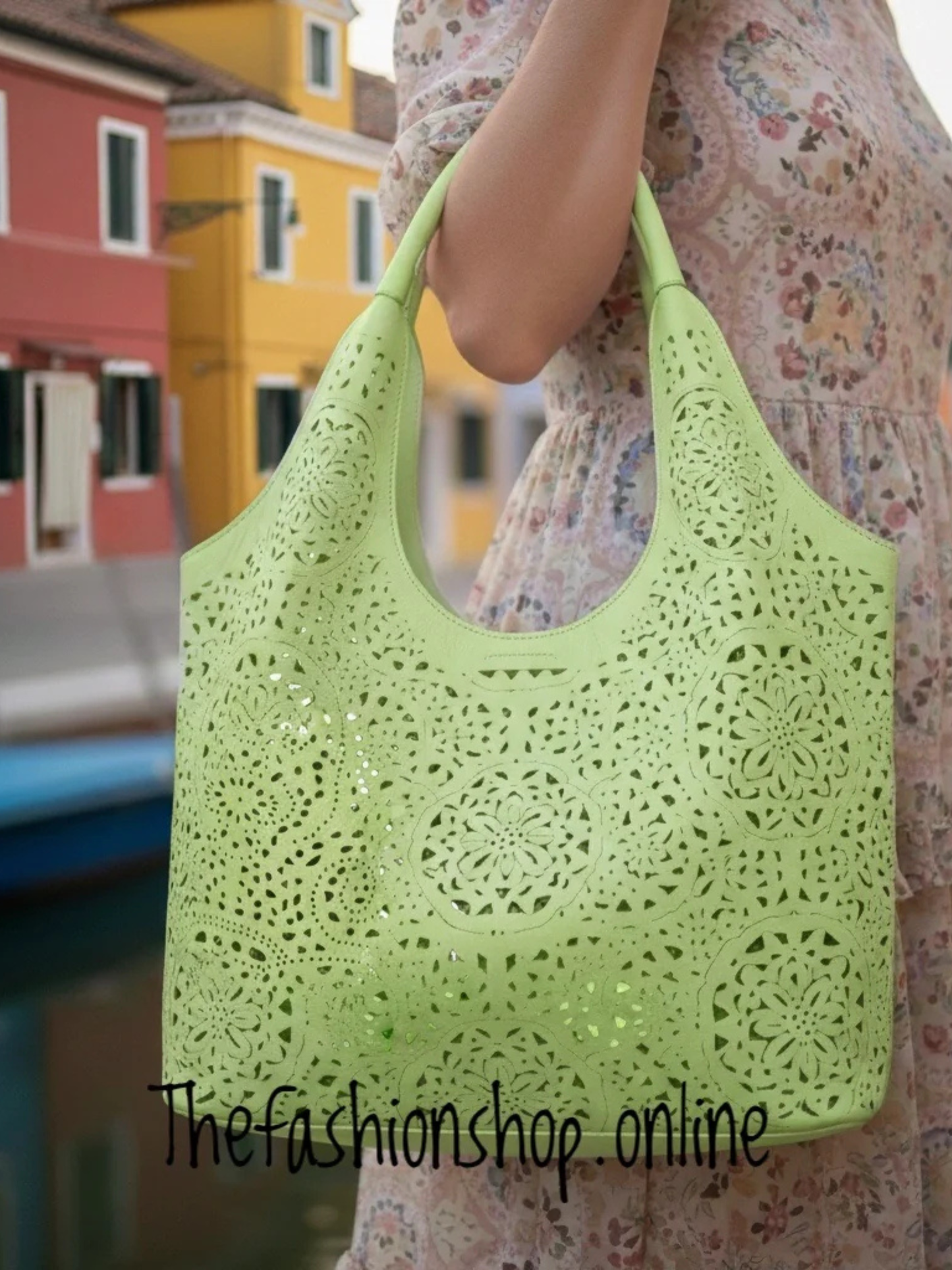 Atlanta lime cut out bag in bag