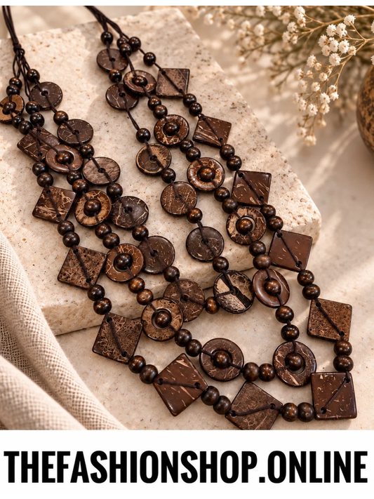The Amazon Necklace in Brown