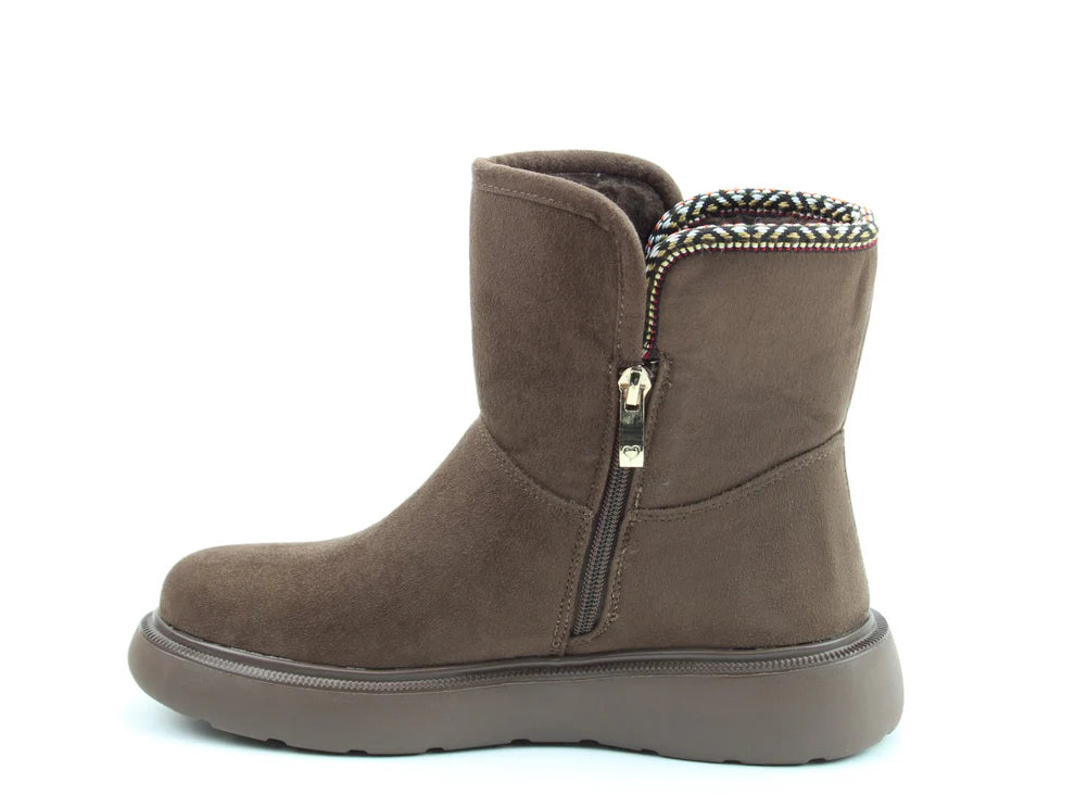 Heavenly Feet Karla chocolate faux fur boots sizes 4-8 (EU37-42)