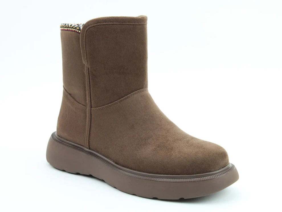 Heavenly Feet Karla chocolate faux fur boots sizes 4-8 (EU37-42)