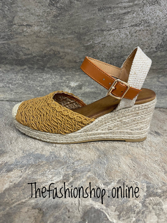 Camel espadrille wedge 3-8