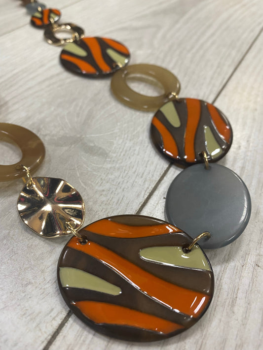 Orange ripple flat pebble necklace