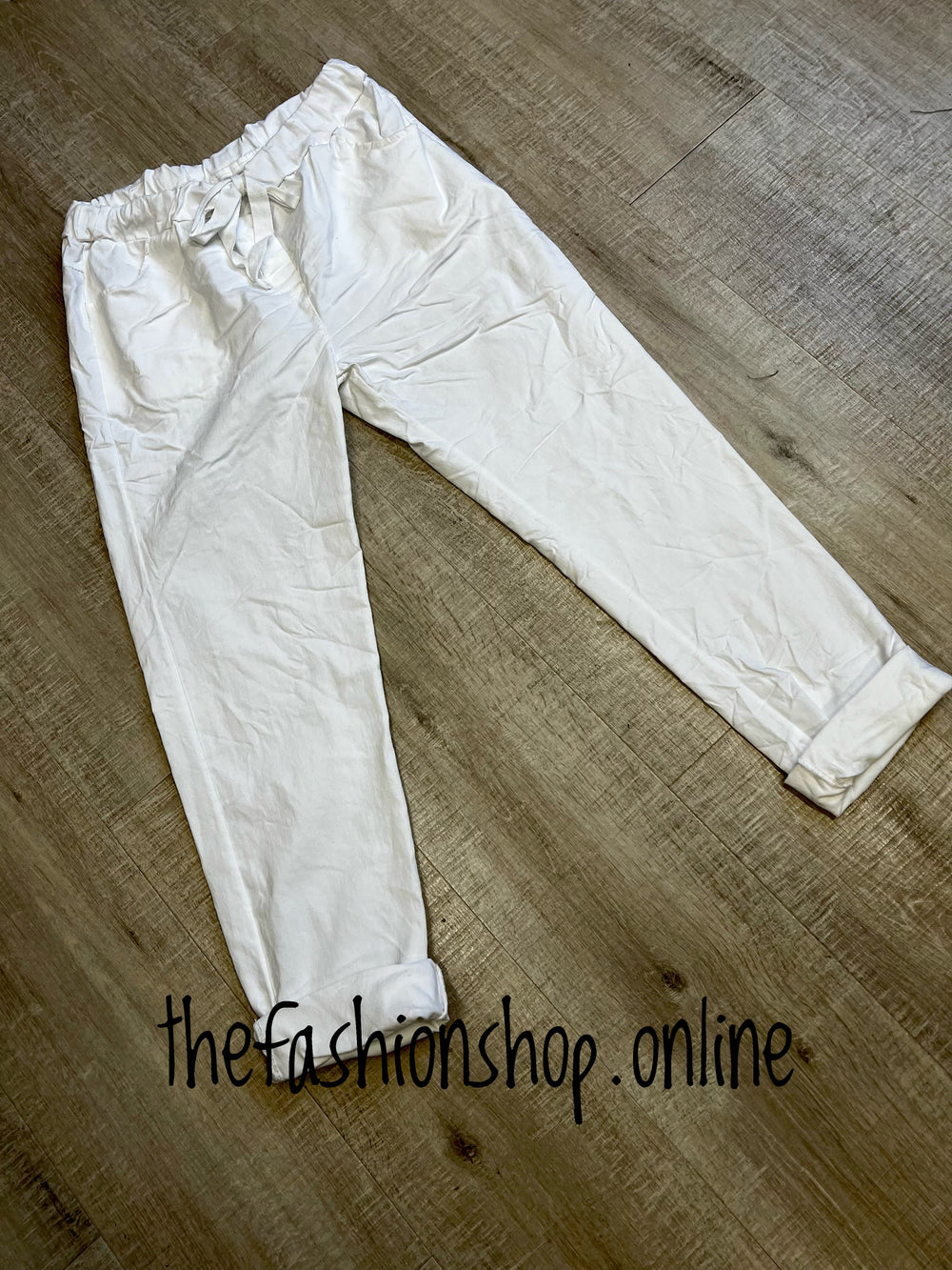 White super stretchy trousers with back pockets 14-18, 18-22