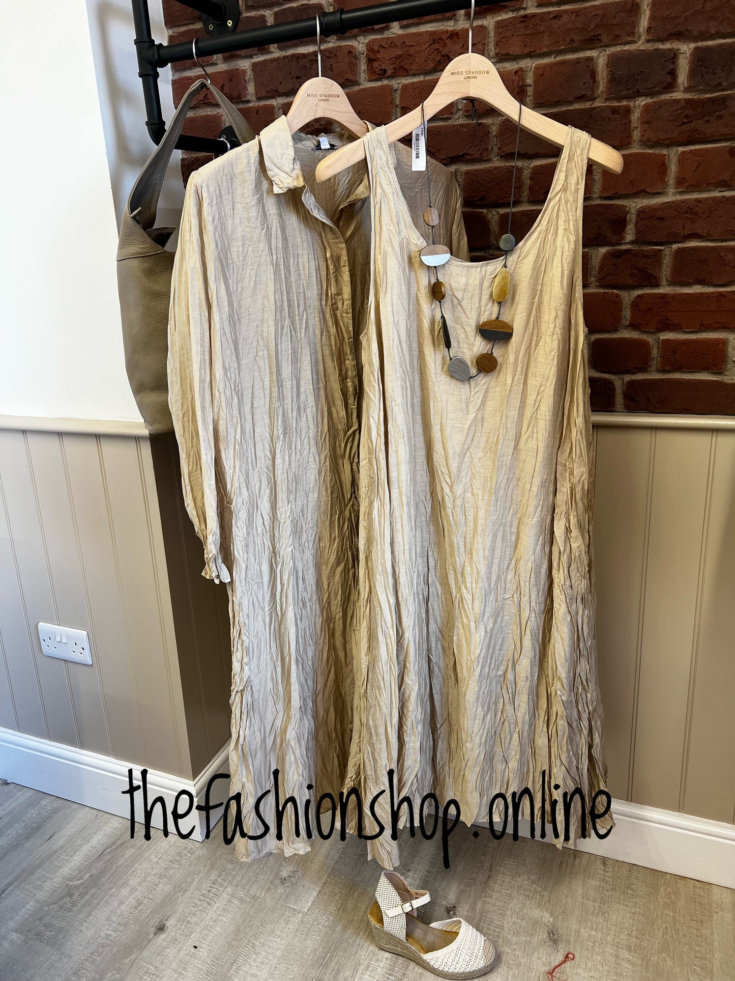 Miss sparrow stone vest dress S-L