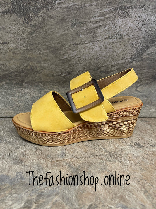 Yellow double strap wedge sizes 3-8 wide fit