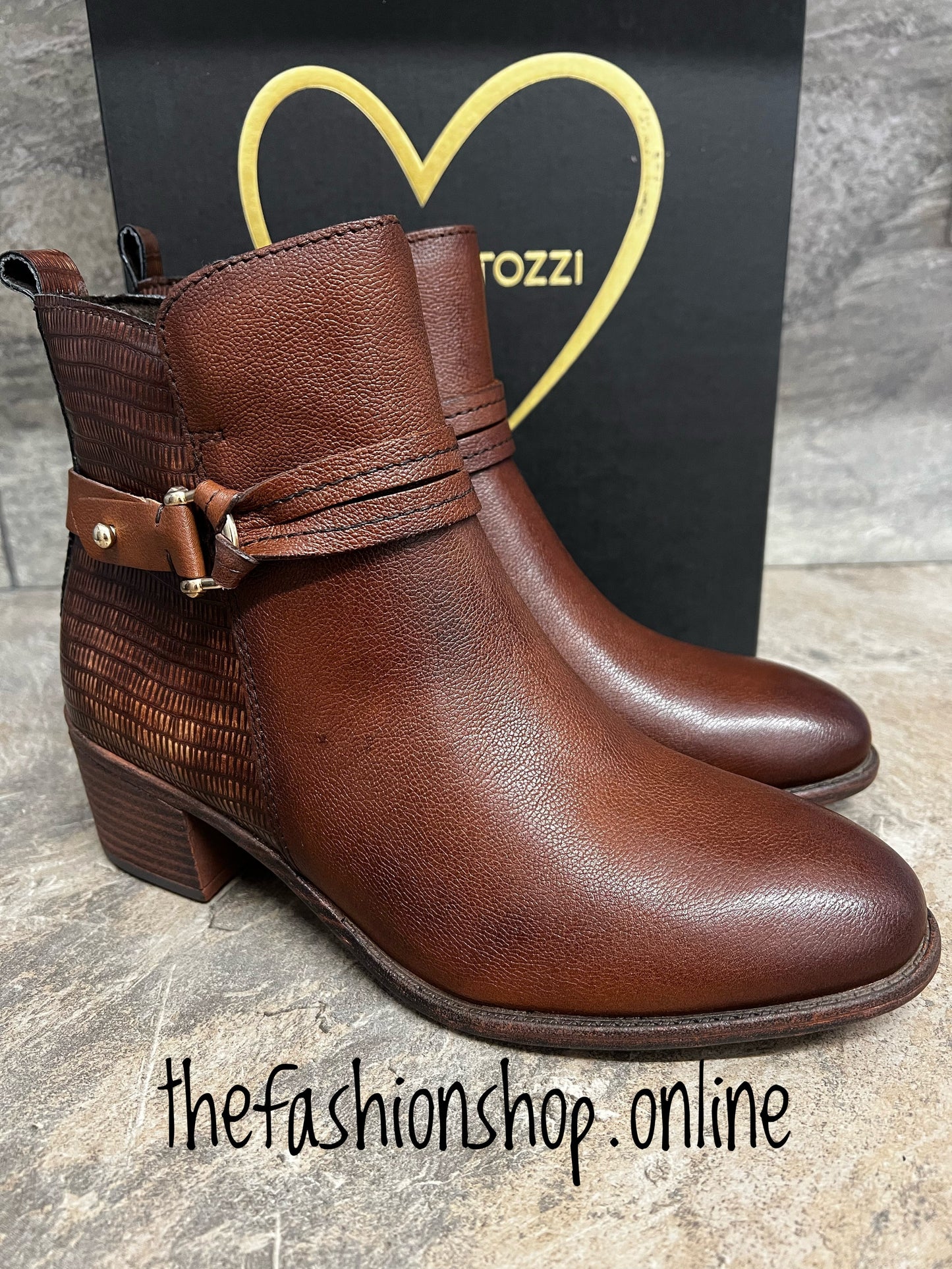 Marco Tozzi cognac leather ankle boot 4-9