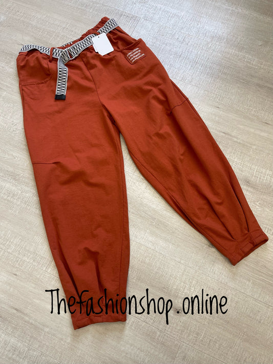 Rust joggers with funky belt 10-16