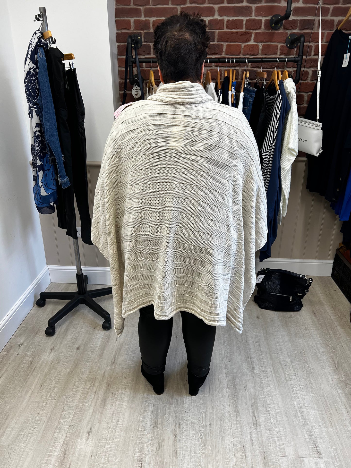 Beige wool mix ribbed cape - free size