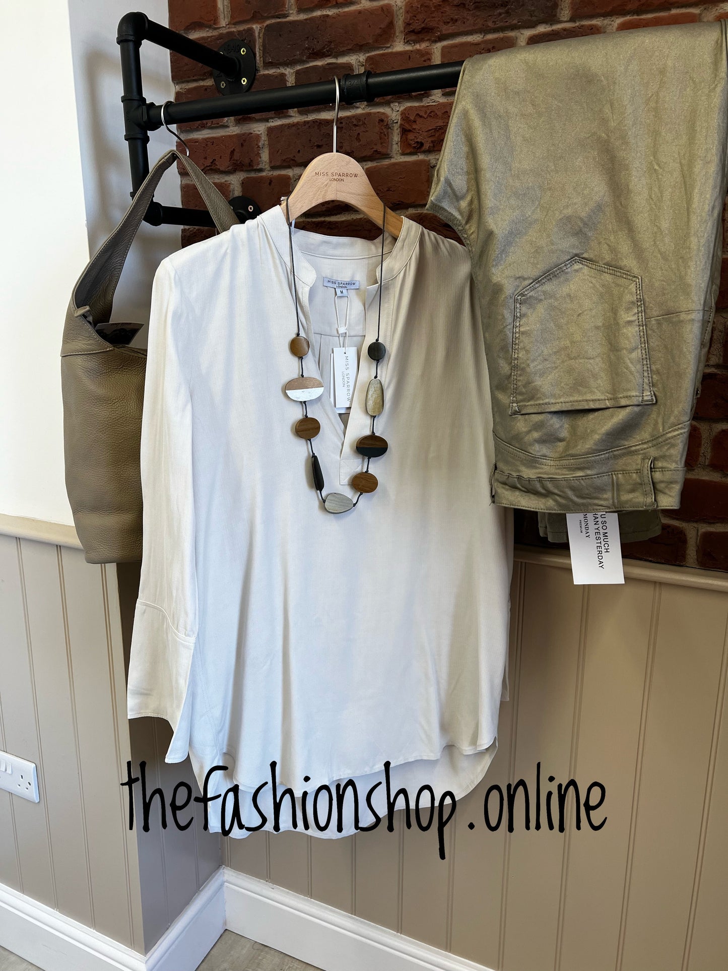 Miss Sparrow stone grandad neck top S-2XL