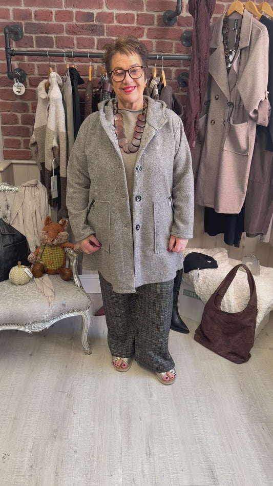Dora oatmeal taupe hooded coat 16-22
