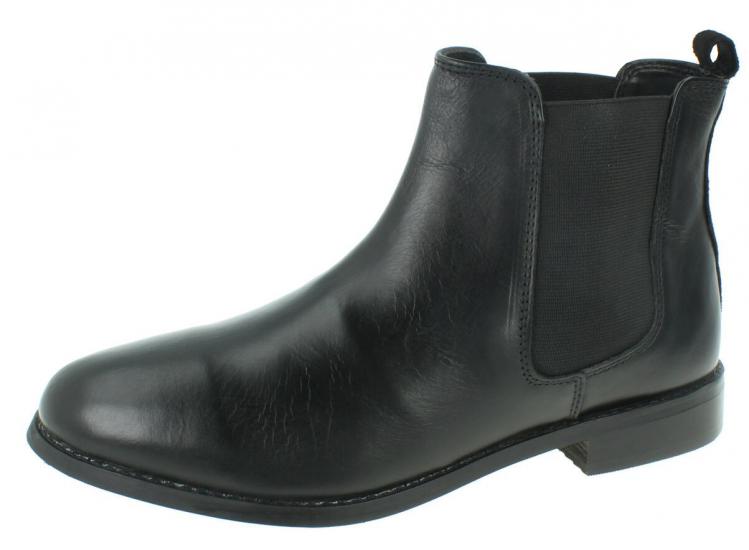 Black leather Chelsea ankle boots