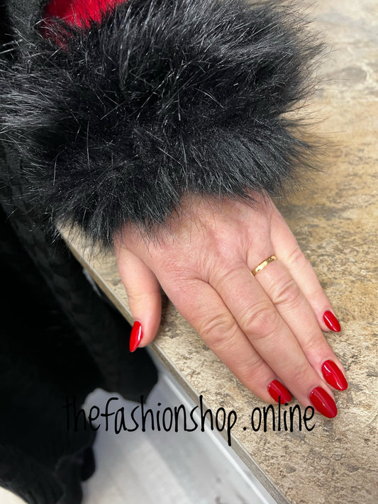 Black faux fur cuffs
