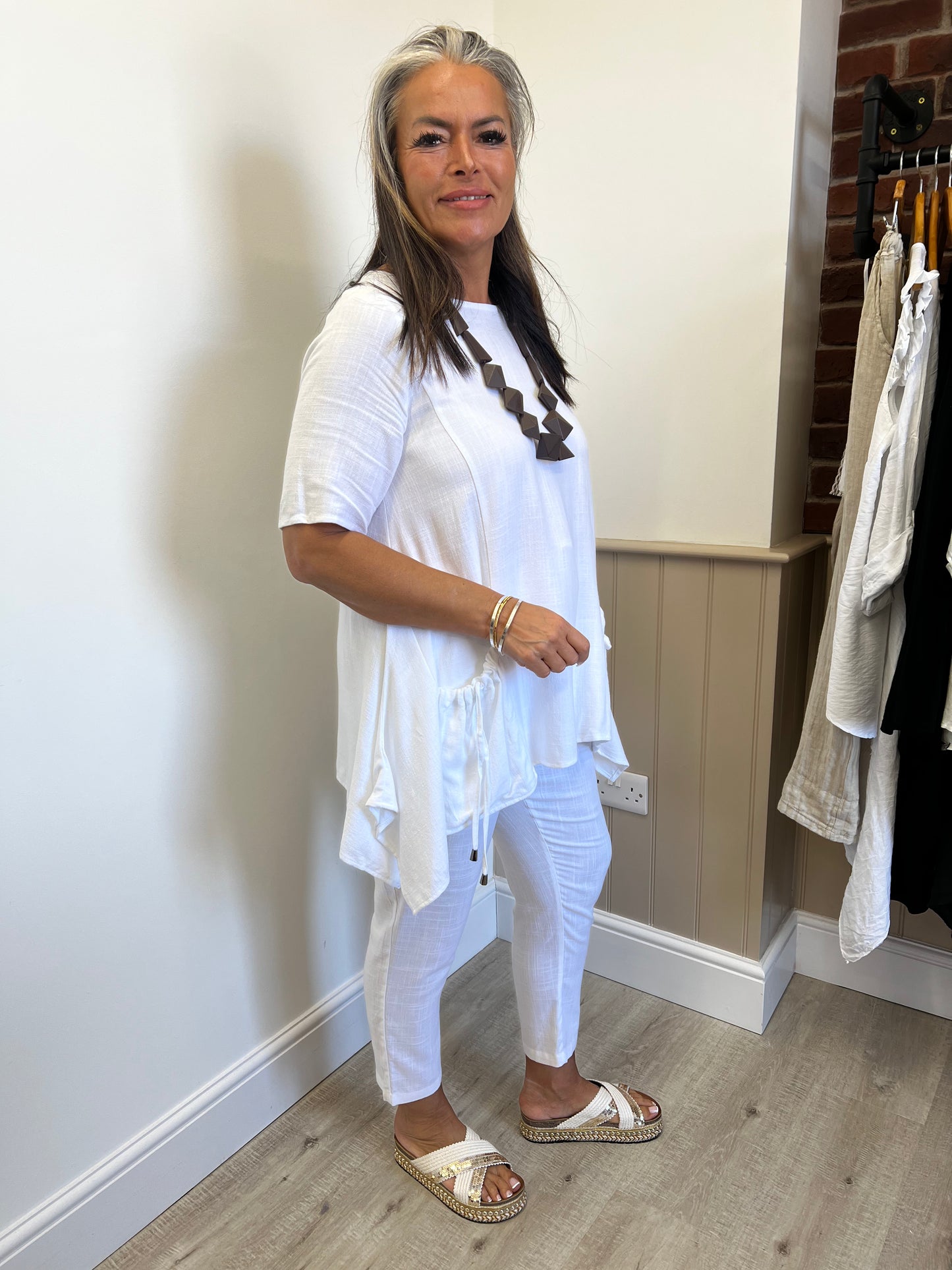 White taper cropped trouser