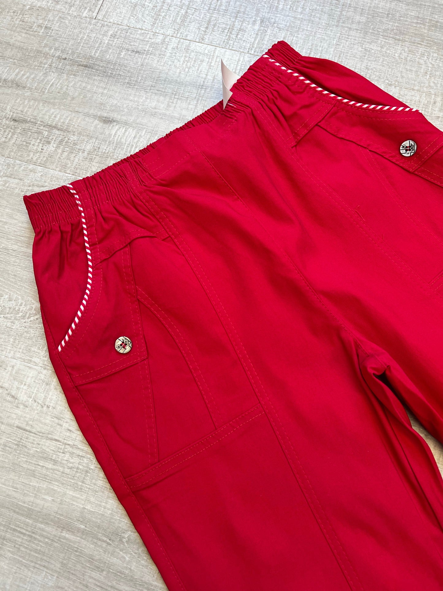 Red striped hem stretchy cropped trousers 10-26