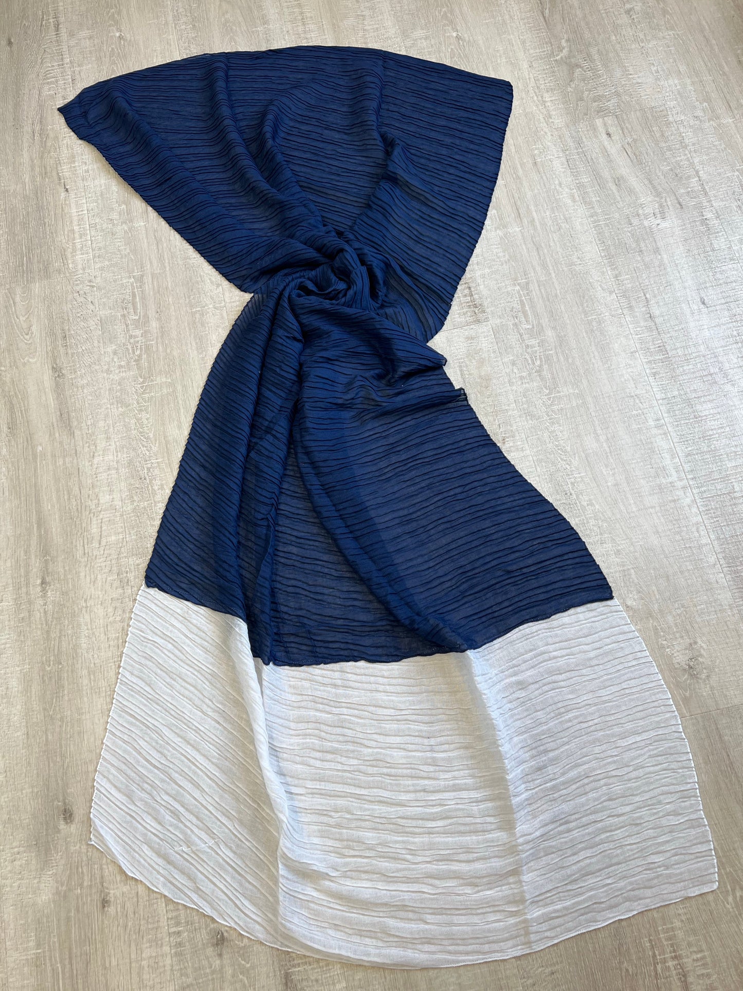Navy and white pleated scarf