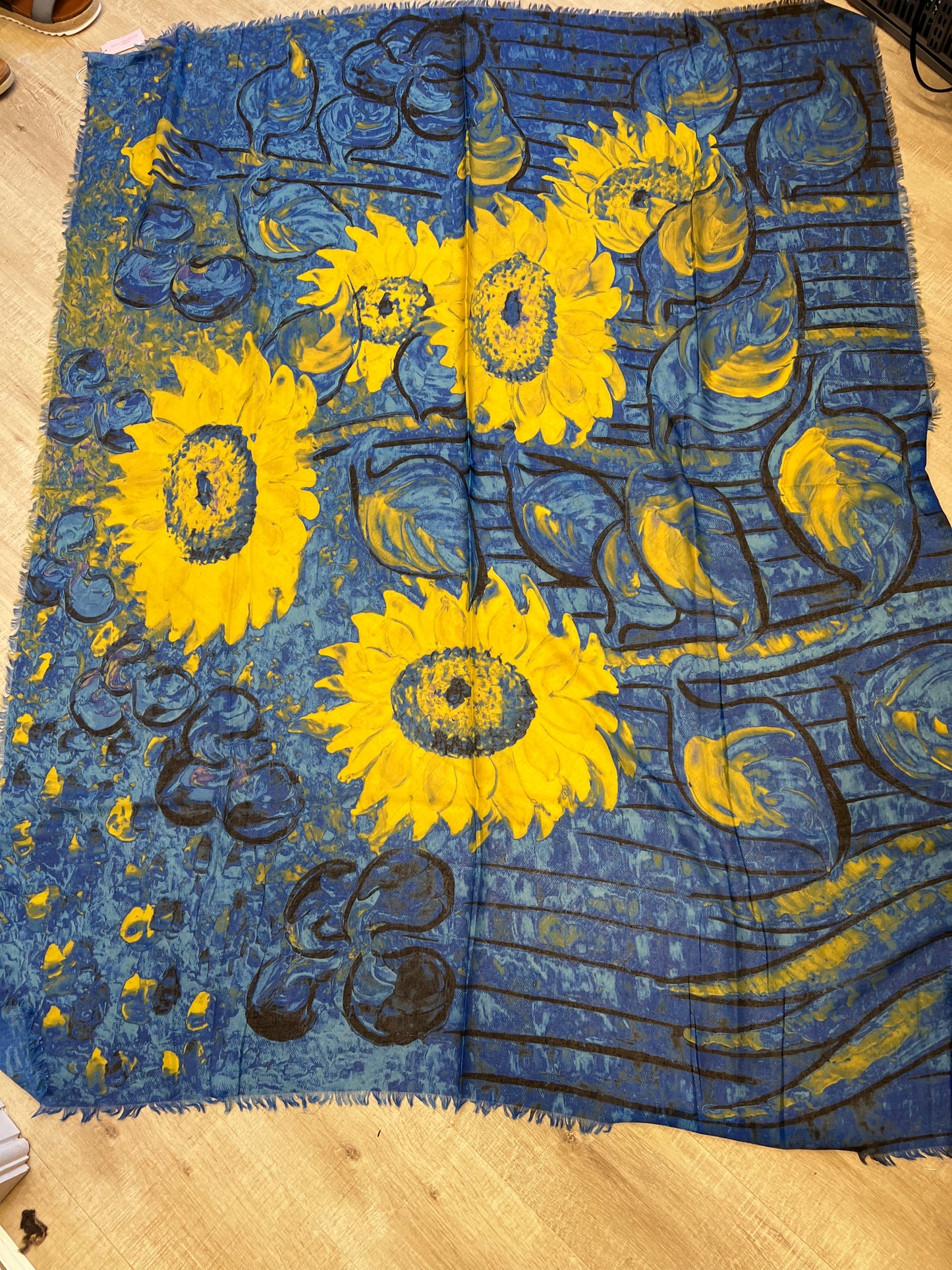 Miss Sparrow blue sunflowers sarong