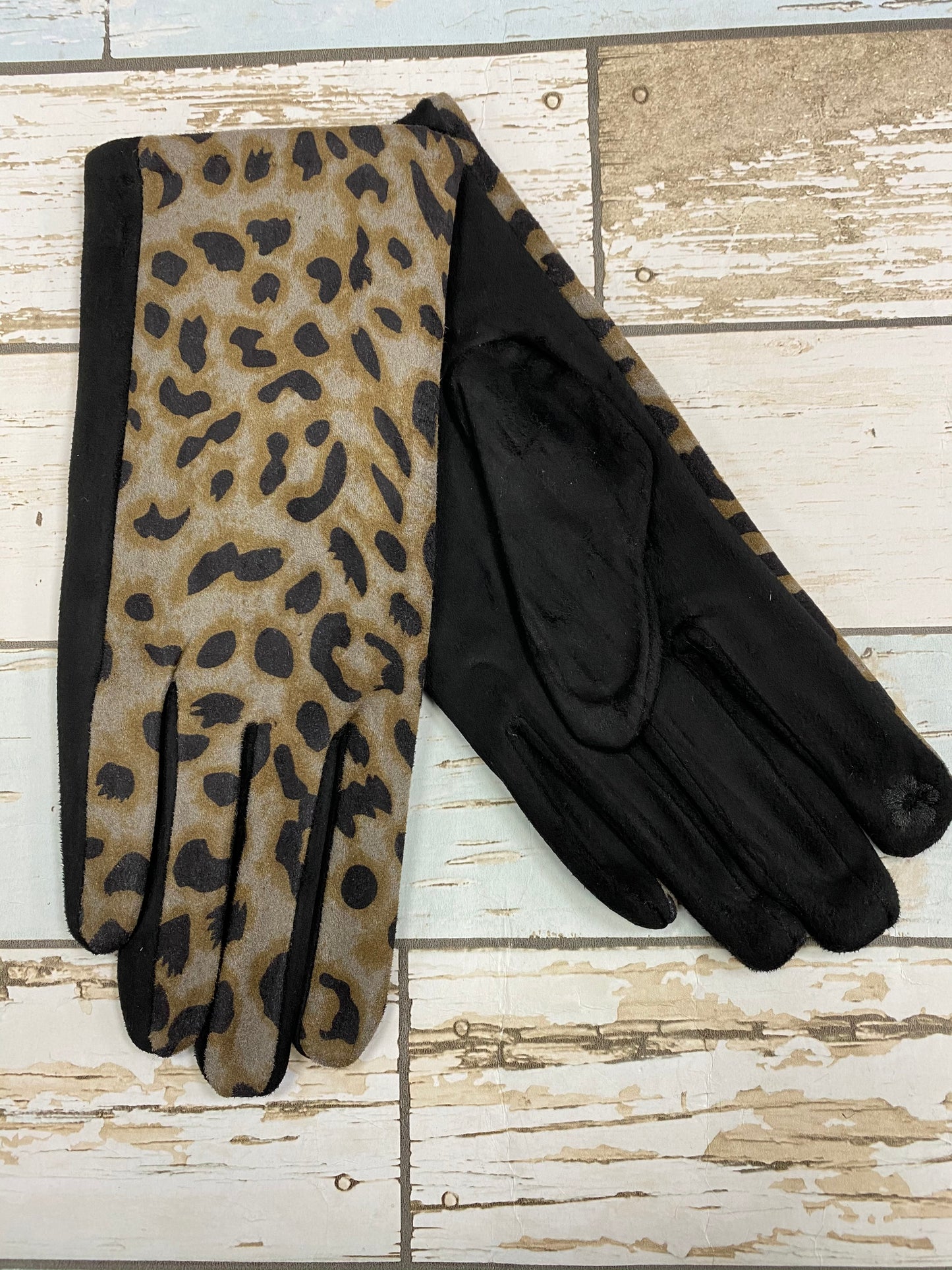Grey leopard print faux suede gloves