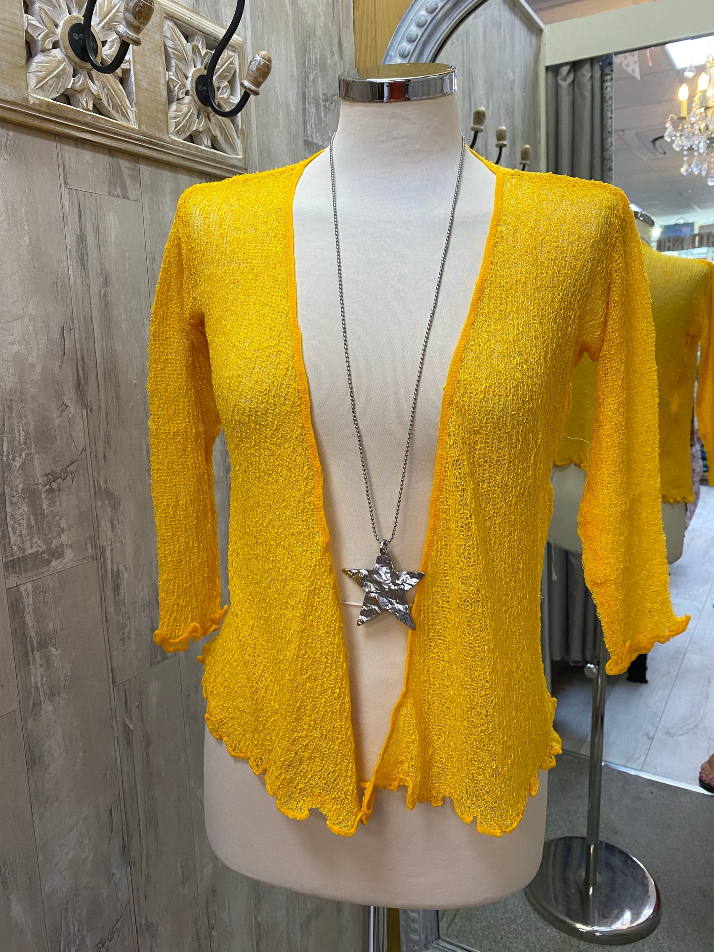 Mesh shrug yellow