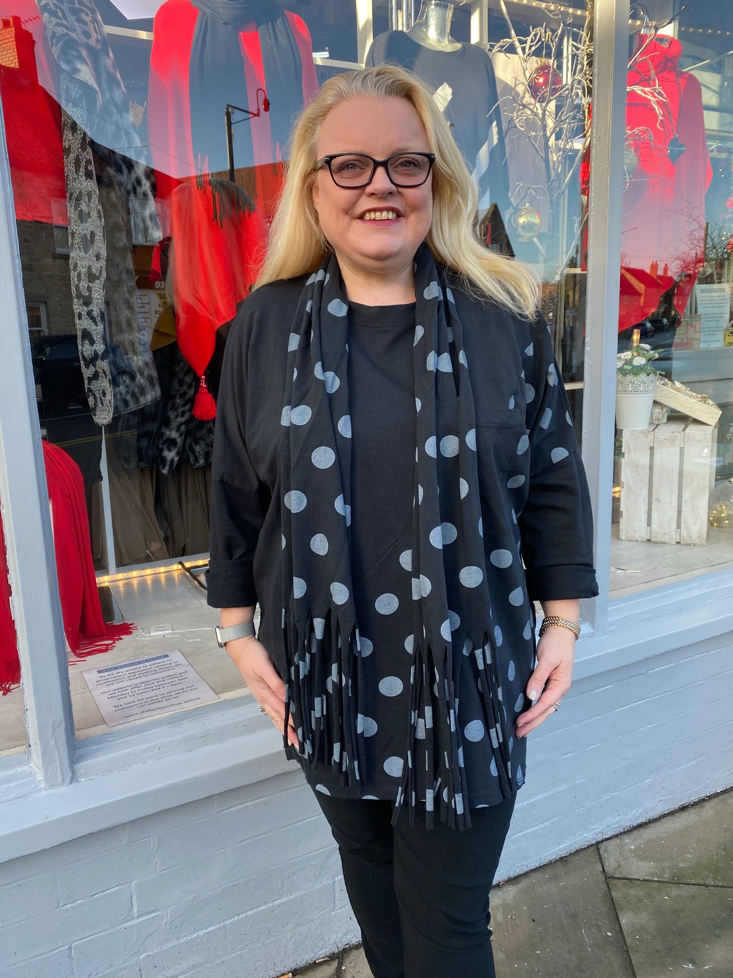 Black spotted top with scarf