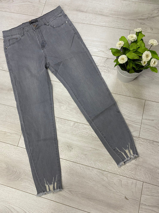 Grey ladies fit frayed edge cropped jeans