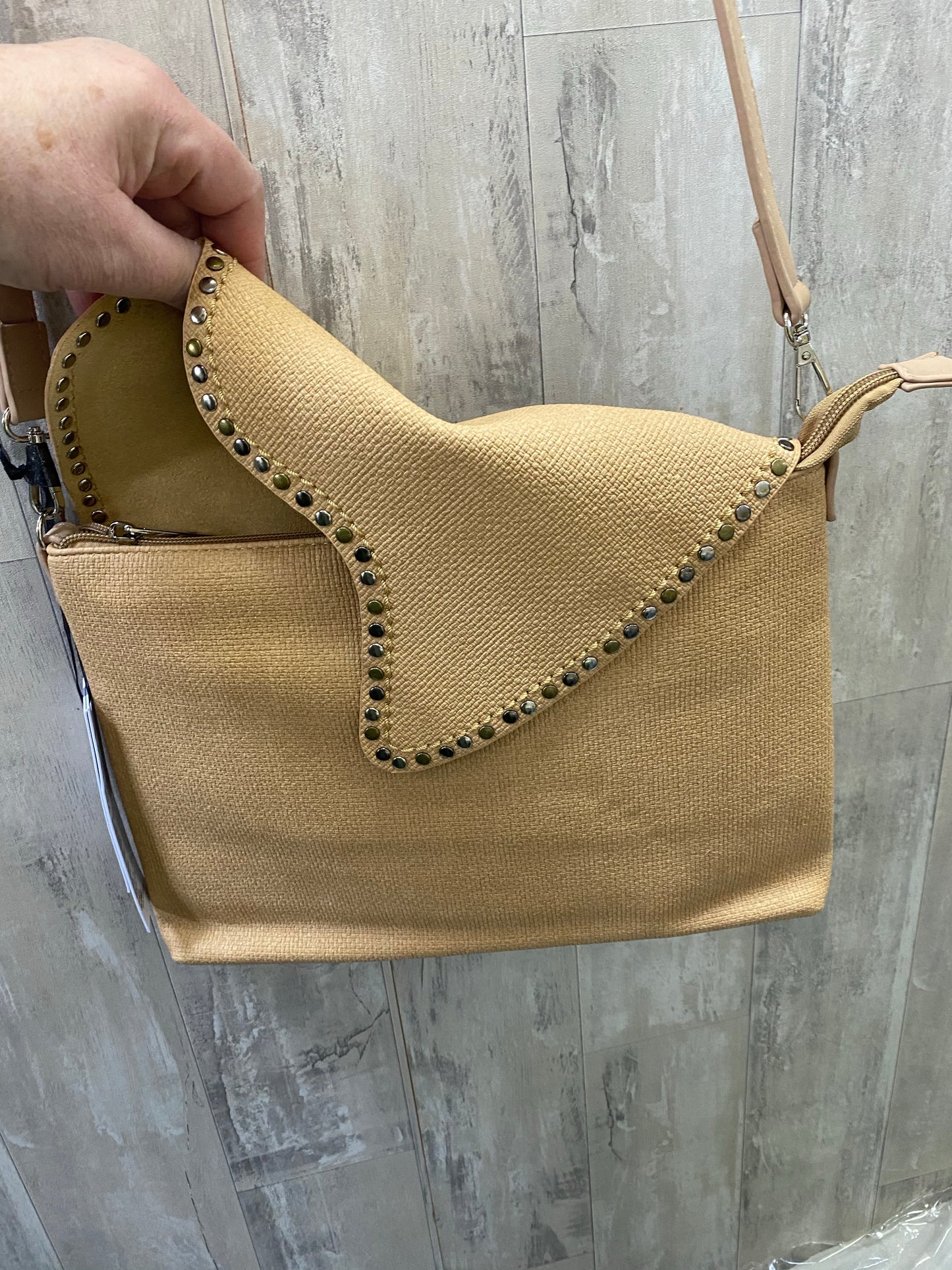 Studded shoulder bag apricot