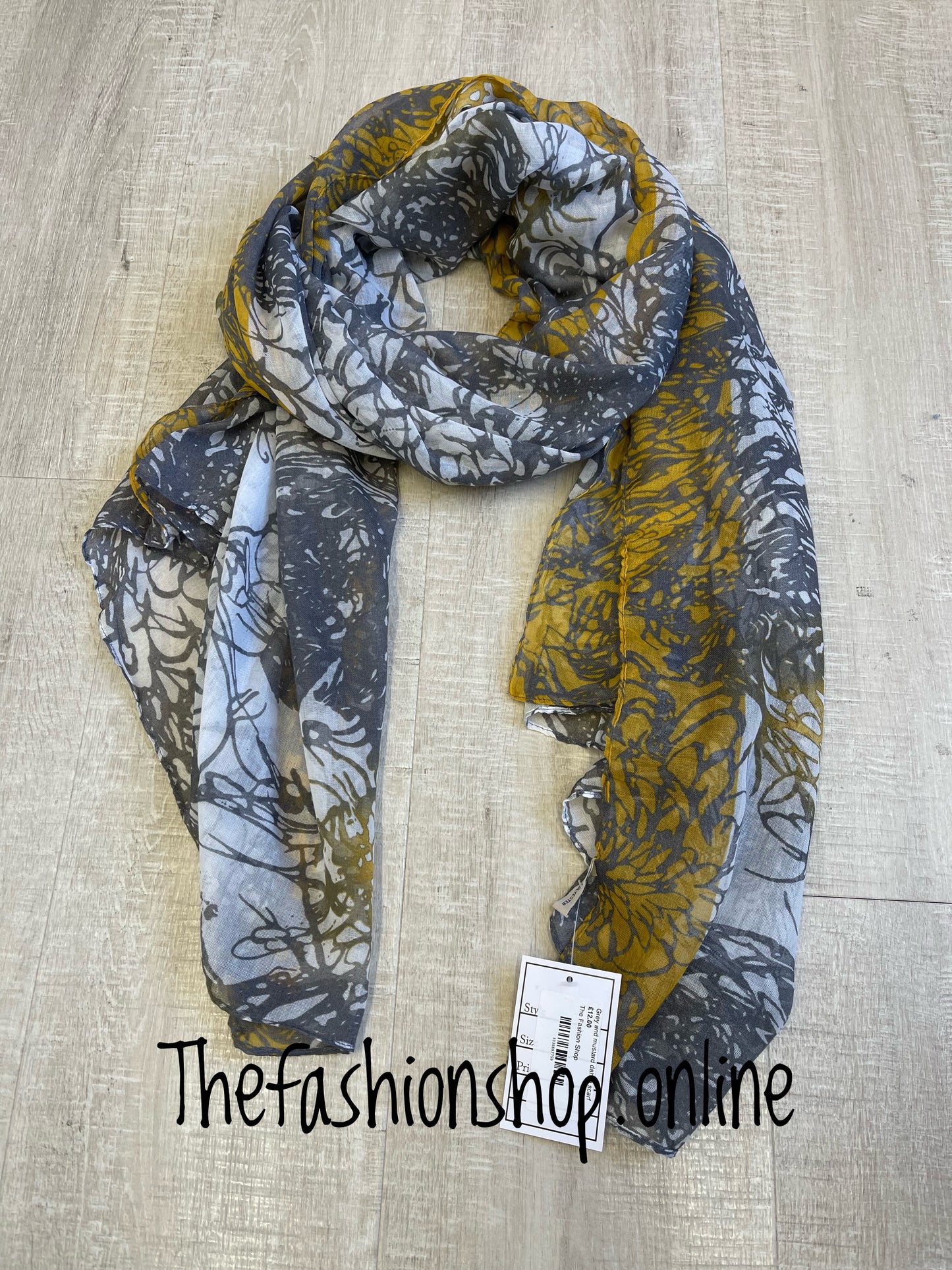 Grey and mustard dahlia scarf