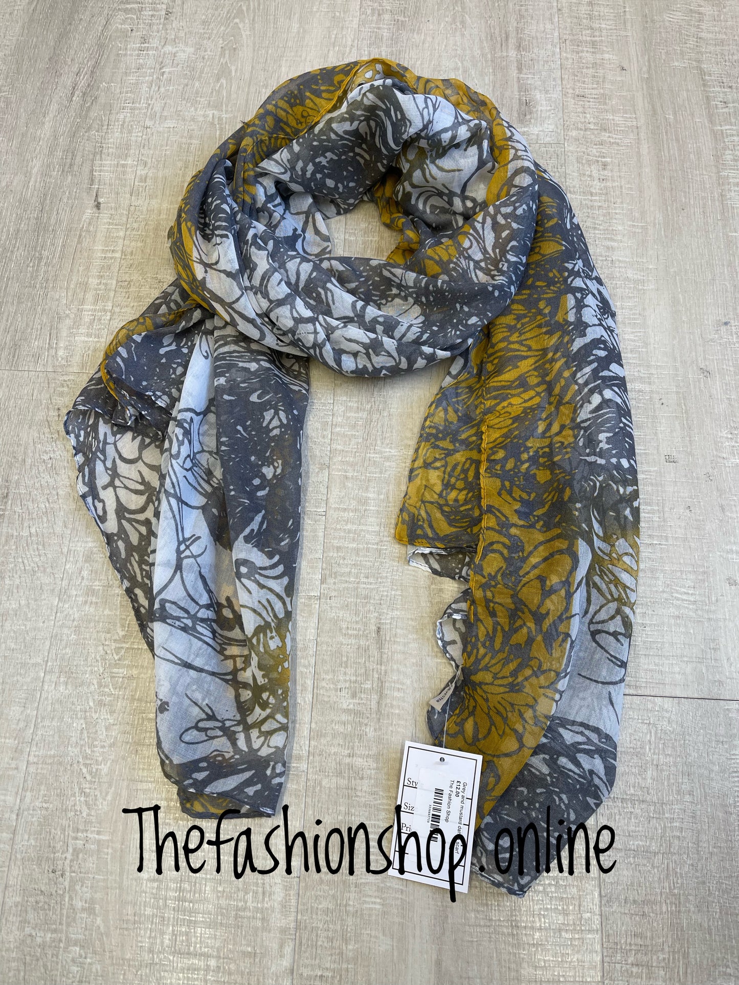 Grey and mustard dahlia scarf