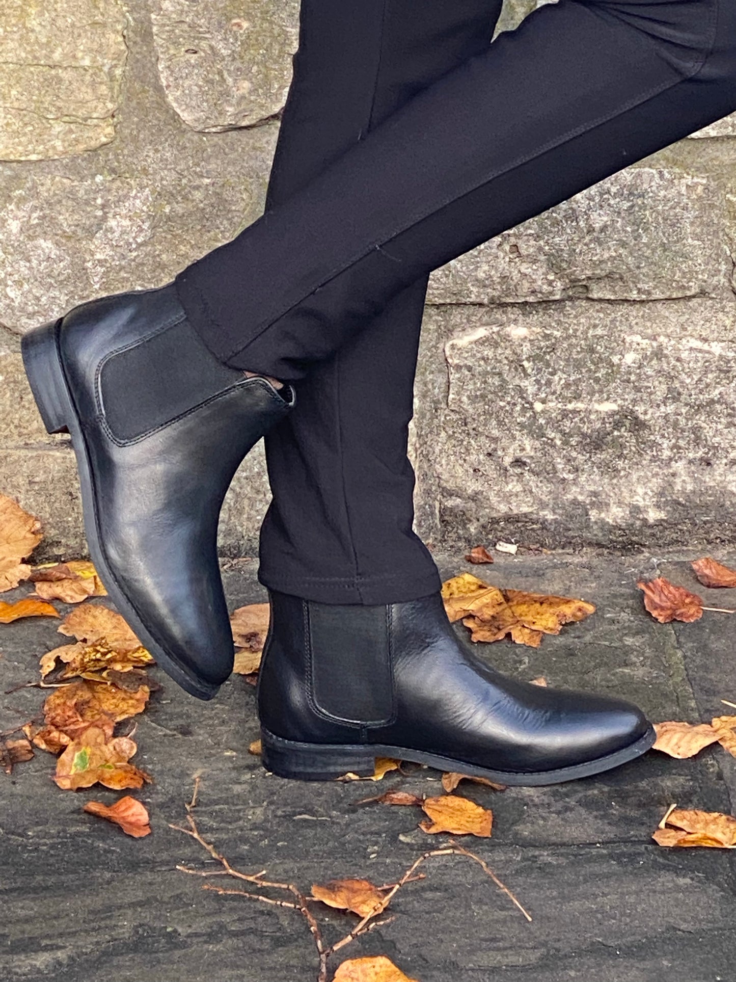 Black leather Chelsea ankle boots