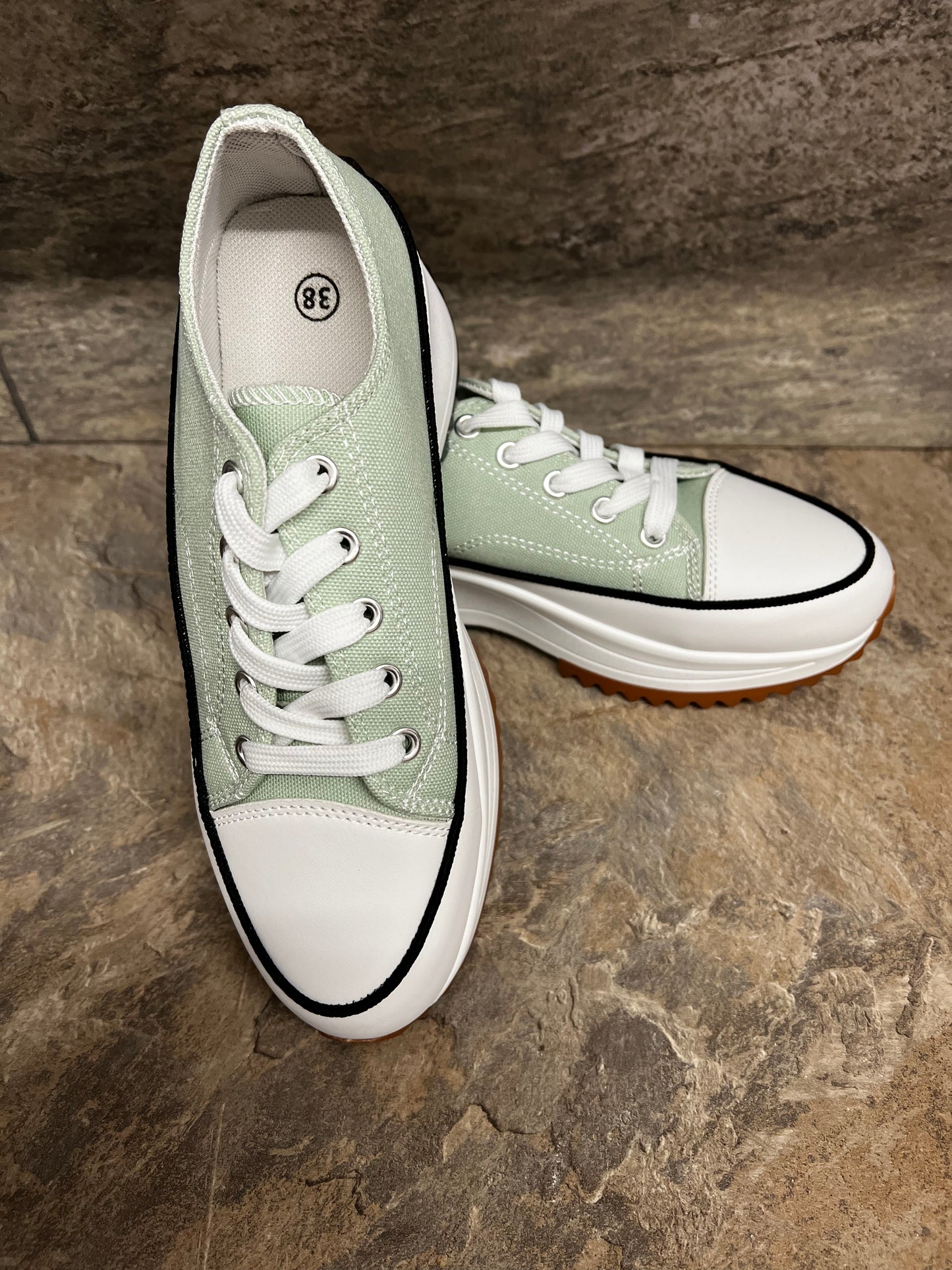 Green Chunky lace up trainer