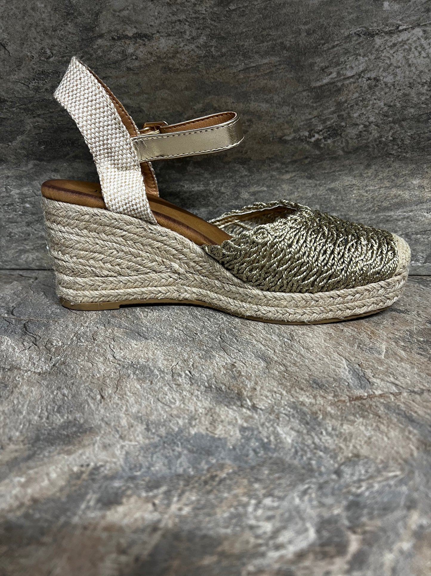 Gold espadrille wedge 3-8