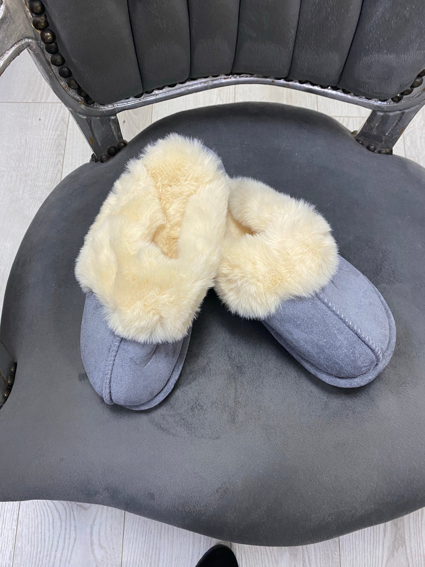 Grey faux suede faux fur slippers 3-8