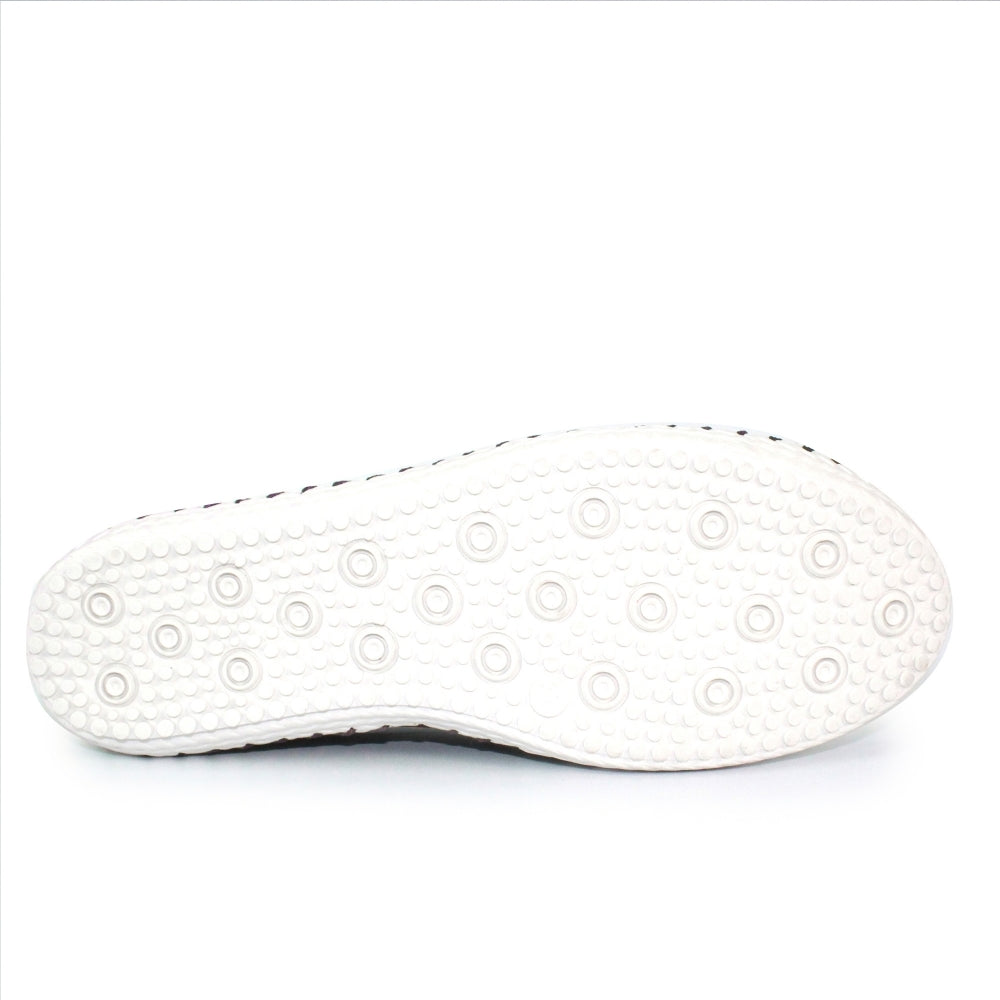 Navy Lunar St Ives leather plimsoll 3-9